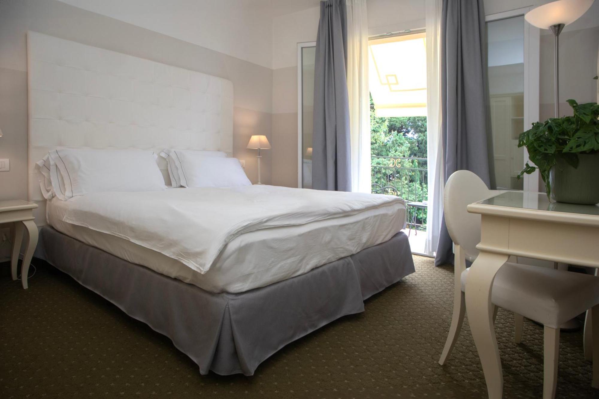 Palace Hotel San Pietro 바르돌리노 외부 사진