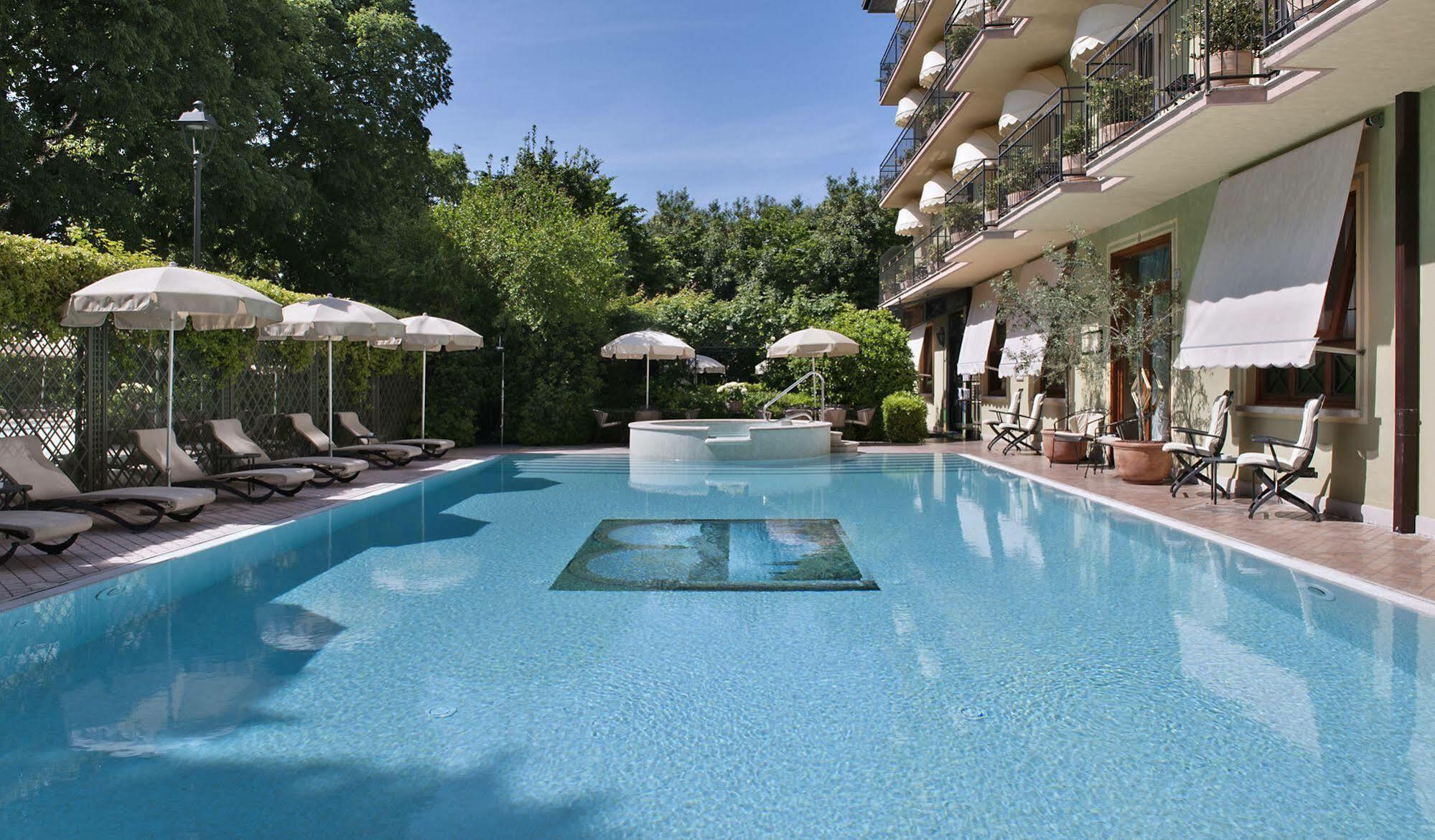 Palace Hotel San Pietro 바르돌리노 외부 사진